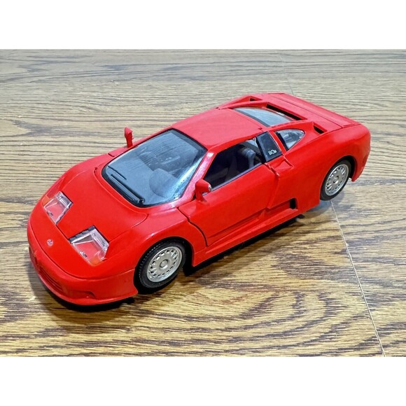 Maisto‎ 1/24 Scale Diecast 31908 - 1992 Bugatti 110 EB - Red - Picture 1 of 10